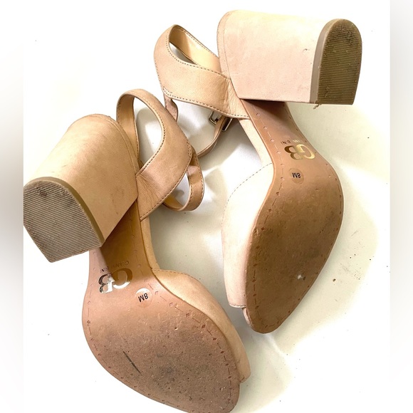 Gianni Bini nude block heels. Size 8. - Picture 7 of 7
